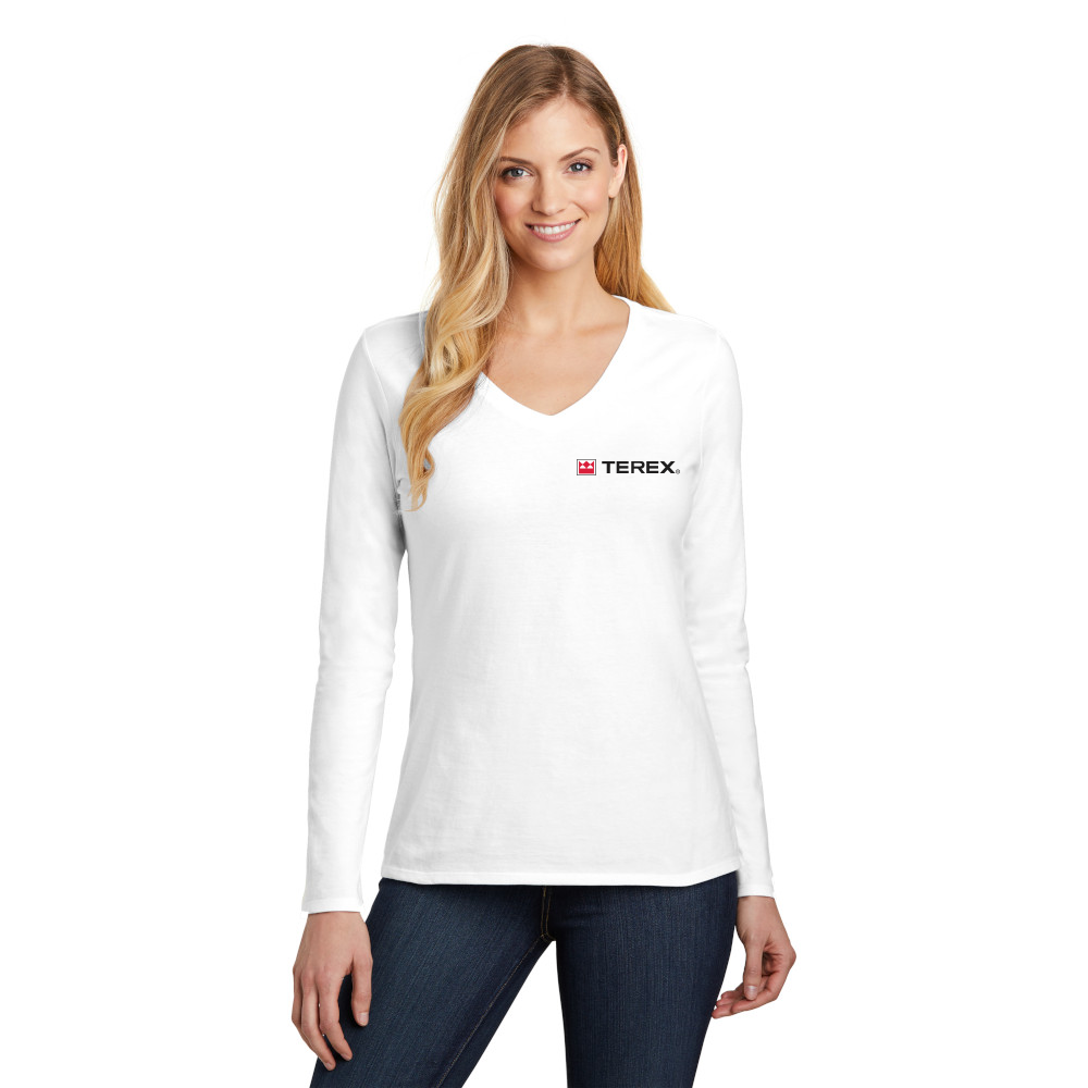 District ® Women’s Very Important Tee ® Long Sleeve V-Neck
